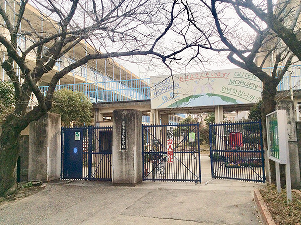 小松小学校