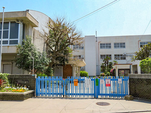 甲陽園小学校