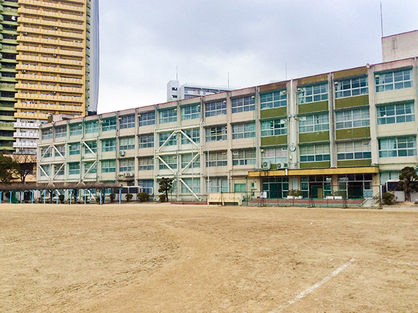 鳴尾南中学校