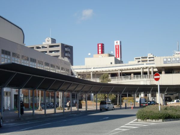 阪急西宮北口駅南側ロータリー