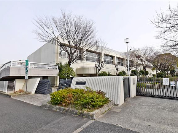 打出浜小学校